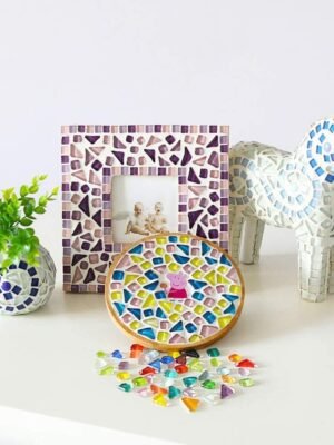 200g Mixed Color Mosaic Tiles Shine Crystal Mosaic Pieces Stained Glass Bulk Assorted Shapes Glitter Crystal Mosaic Tiles for DIY Crafts and Home Decoration