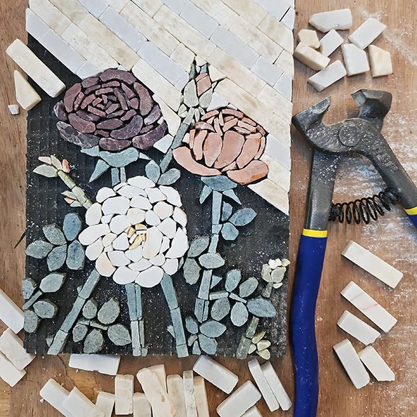 marble-mosaic-roses-600x